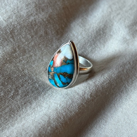Handmade spiny Oyster & Arizona Turquoise, 925 Sterling Silver ring Size 7.5 - Picture 2 of 5